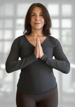 Linda Burquez aromatherapy teacher